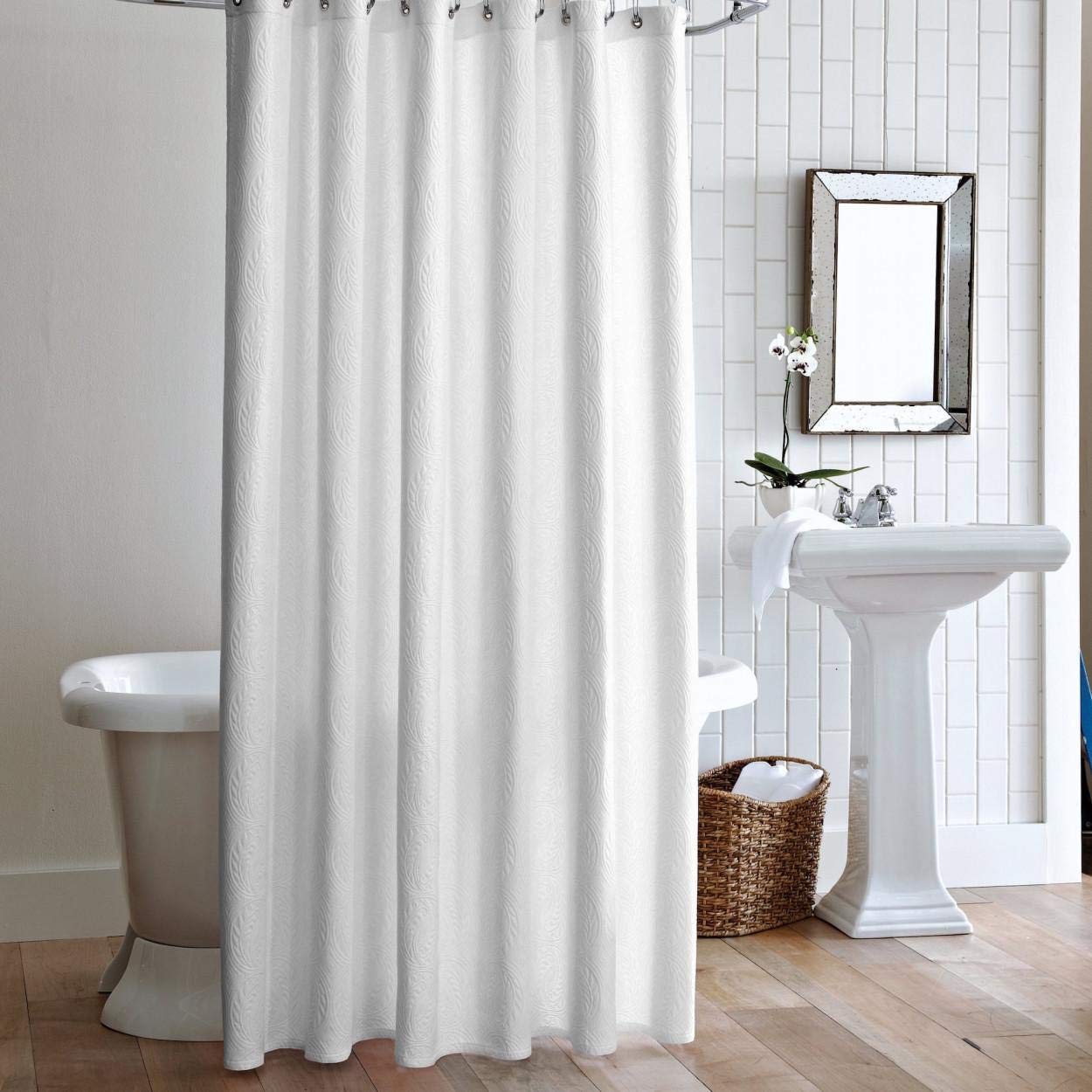 Cotton Matelassé Shower Curtain